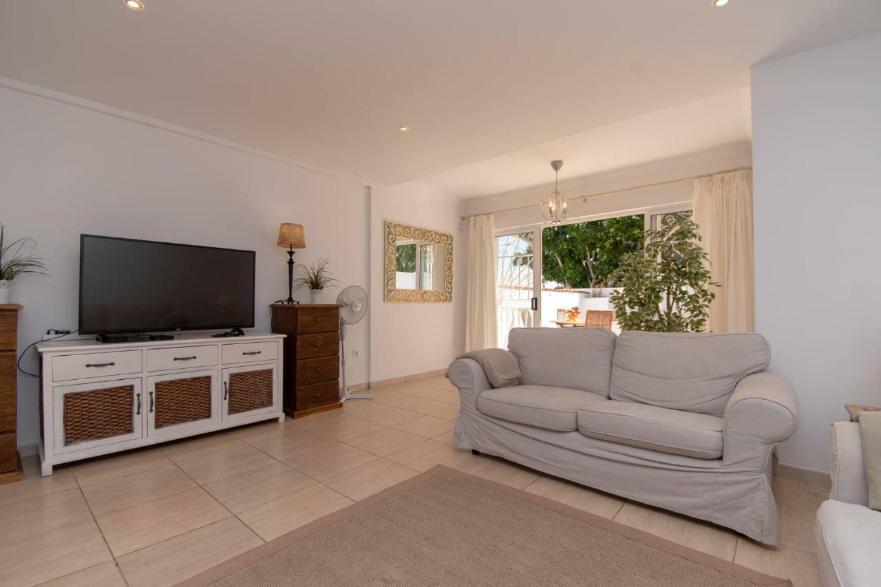 Fantastic 3 Bedroom Townhouse Golf Del Sur - The Palms Resort San Miguel de Abona Exterior photo